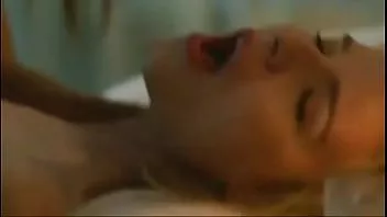 Play Monica raymund & gia crovatin lesbian sex (looped without music)