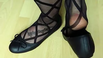 Play Andres machado black leather ballet flats and pantyhose - shoeplay by isabelle-sandrine