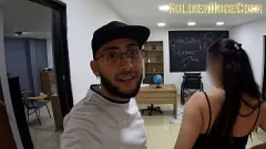play Fată latină din rețelele sociale sedusă de penisul mare și penisul netăiat