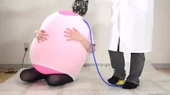 Afspelen Het knallen van grote ballonnen leidt tot grote verrassing