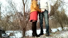 play Curvy MILF Elena Gives Public Blowjob While Husband Watches