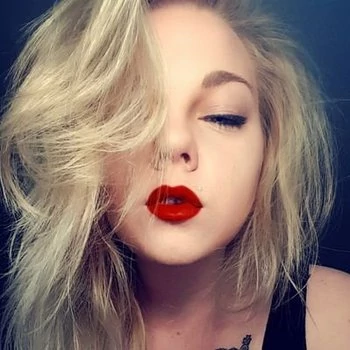 পর্নস্টার Cierra Jade