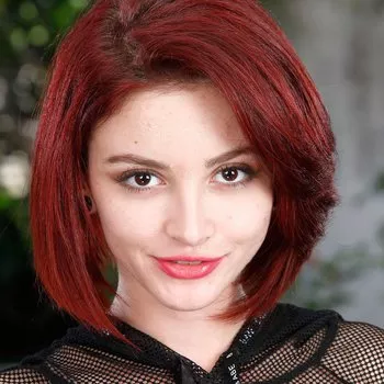 Pornoster Lola Fae
