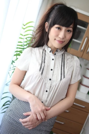 Bintang porno Yui Kyouno