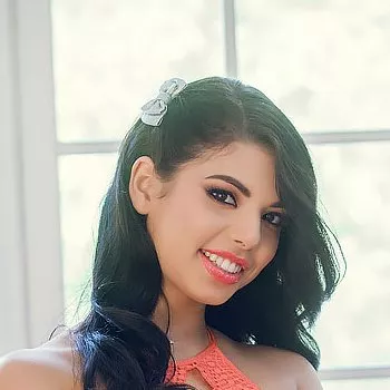Pornoster Gina Valentina